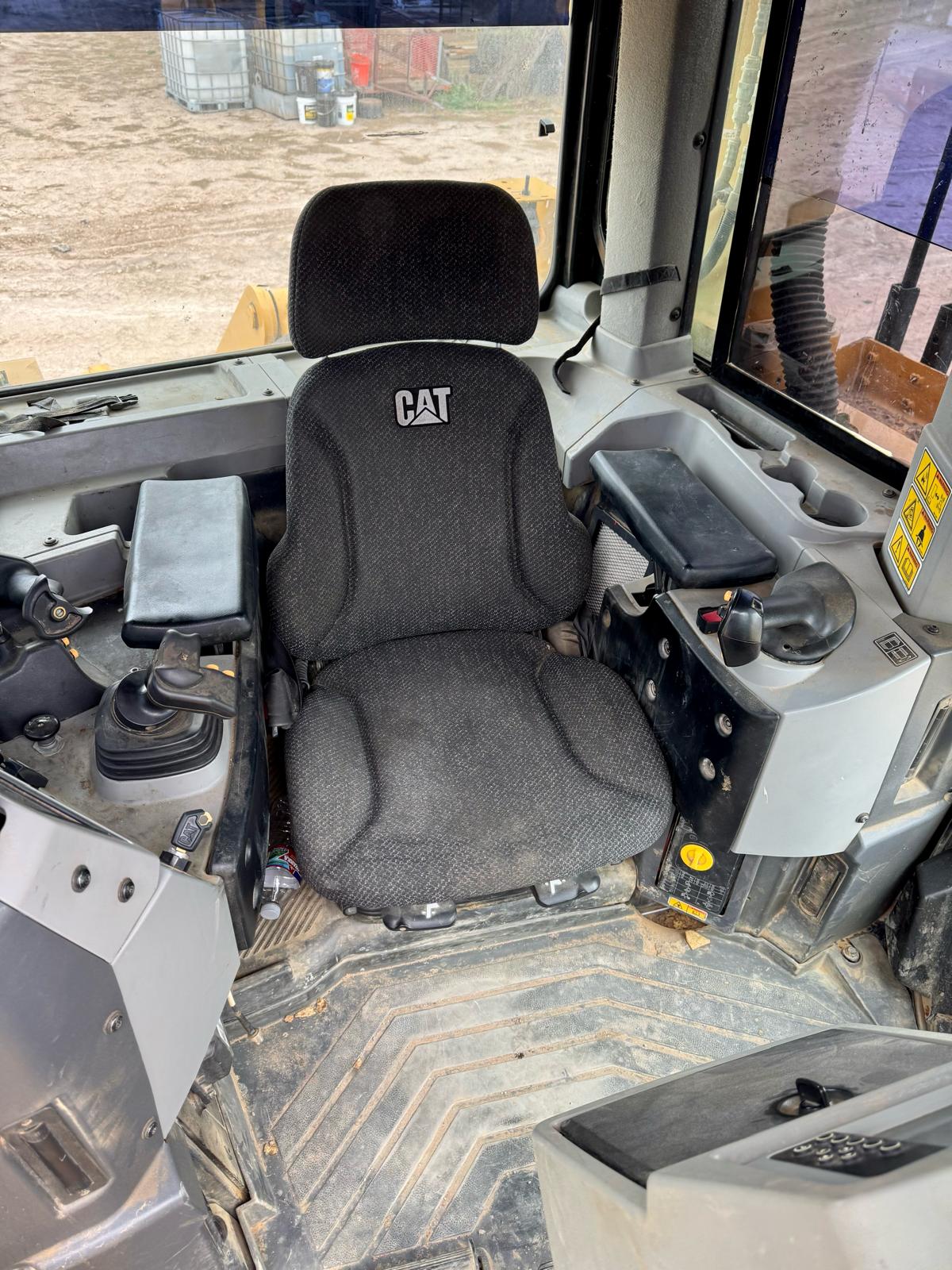2019 CATERPILLAR D8T - view 12 of 12
